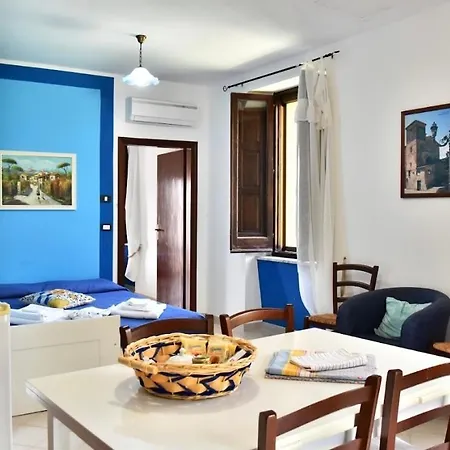 Felicia Apartment